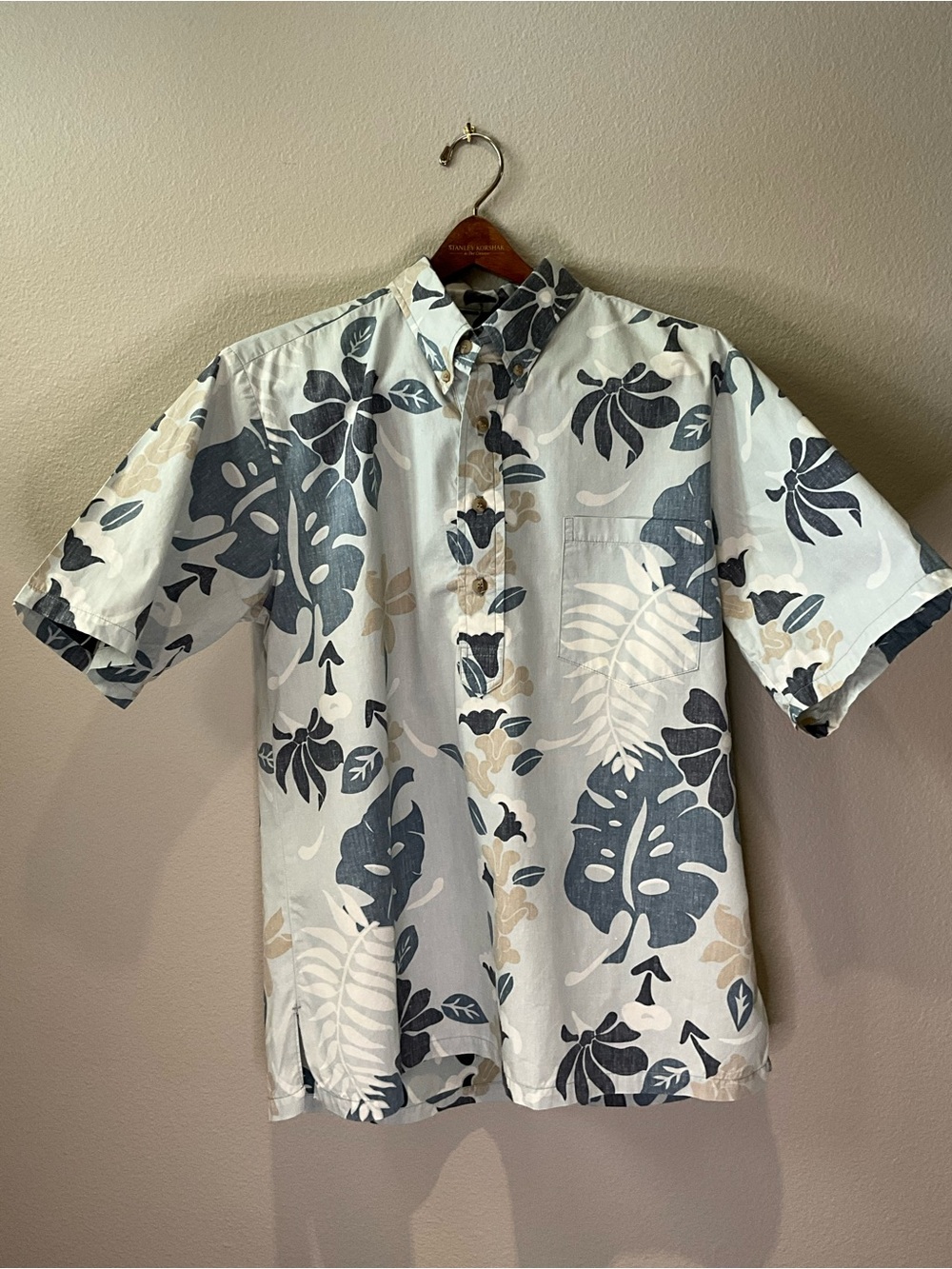 Kahala Men's Short-Sleeve Tropical Button-Down Shirt